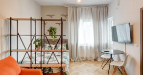 Universitate – Piata Rosetti – Garsoniera cocheta! CENTRALA !