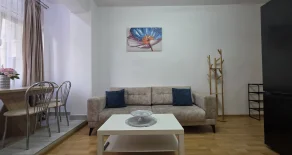 Metrou Universitate – Inchiriere apartament moderen 2 camere ! Centrala Proprie !