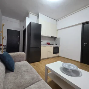 Metrou Universitate – Inchiriere apartament moderen 2 camere ! Centrala Proprie !