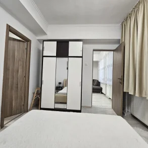 Universitate-metrou ! Inchiriere apartament 2 camere – centrala de apartament!