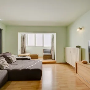 Bdul DECEBAL – Vanzare apartament 4 camere –  93 mp !