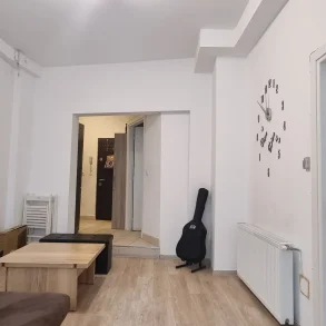 Cismigiu Parc /Sala Palatului-inchiriere apartament 2 camere! Centrala proprie !