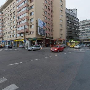 Cismigiu Parc /Sala Palatului-inchiriere apartament 2 camere! Centrala proprie !