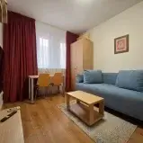 ROMANA – Garsonieră cochetă de închiriat – fix în centrul acțiunii ! Centrala!