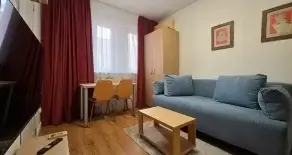 ROMANA – Garsonieră cochetă de închiriat – fix în centrul acțiunii ! Centrala!