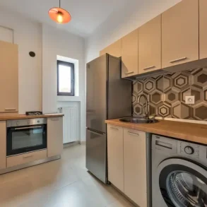 ARMENEASCA – Refugiu urban cu rafinament discret – garsonieră premium !