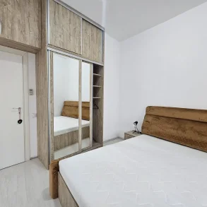 Cismigiu Parc /Sala Palatului-inchiriere apartament 2 camere! Centrala proprie !