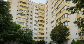Doamna GHICA – vanzare – 4 camere spatioase cu vedere spectaculoasa in Parc !