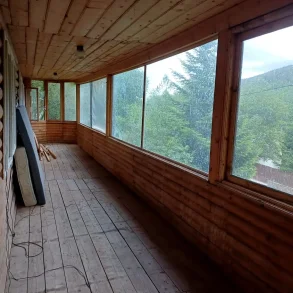 Vrancea – Nistoresti ! Vanzare ! Vila cu personalitate si potential turistic !